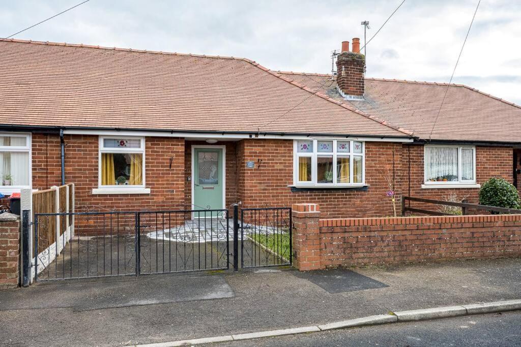 Cherry Tree Cottage Thornton  Εξωτερικό φωτογραφία